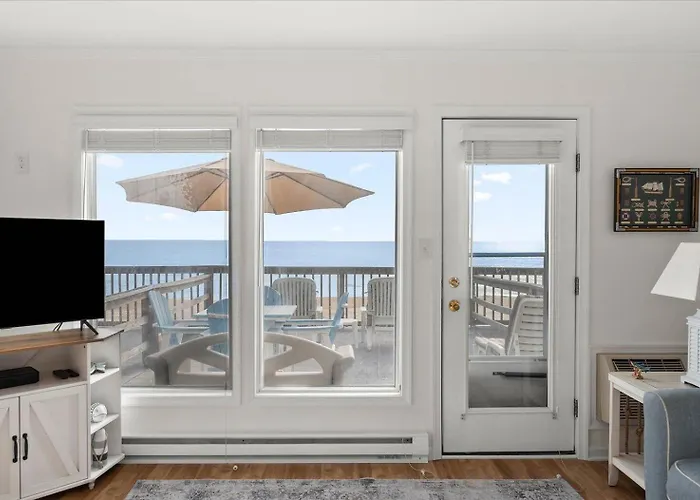 Holiday home Amazing Views From 1 Bedroom Oceanfront