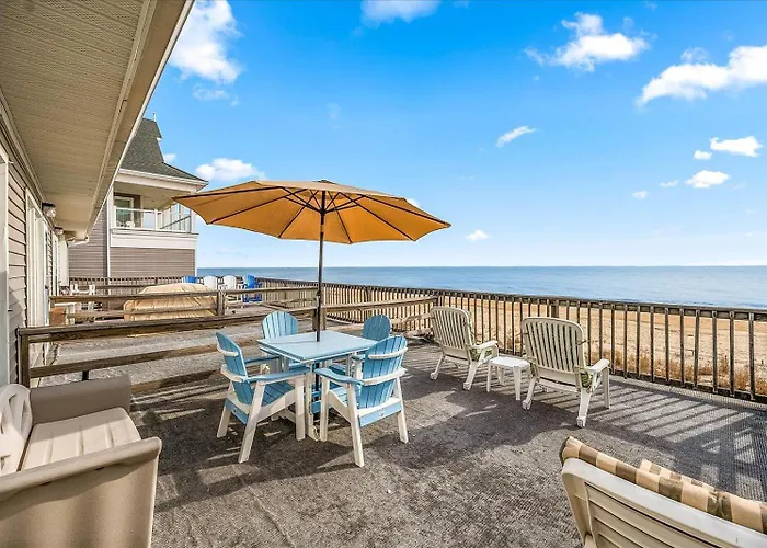 Holiday home Amazing Views From 1 Bedroom Oceanfront