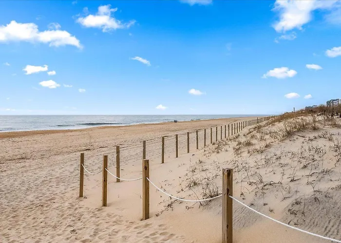 Holiday home Amazing Views From 1 Bedroom Oceanfront *